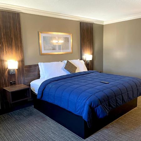 The Lincoln Hotel Philadelphia Trevose Bagian luar foto