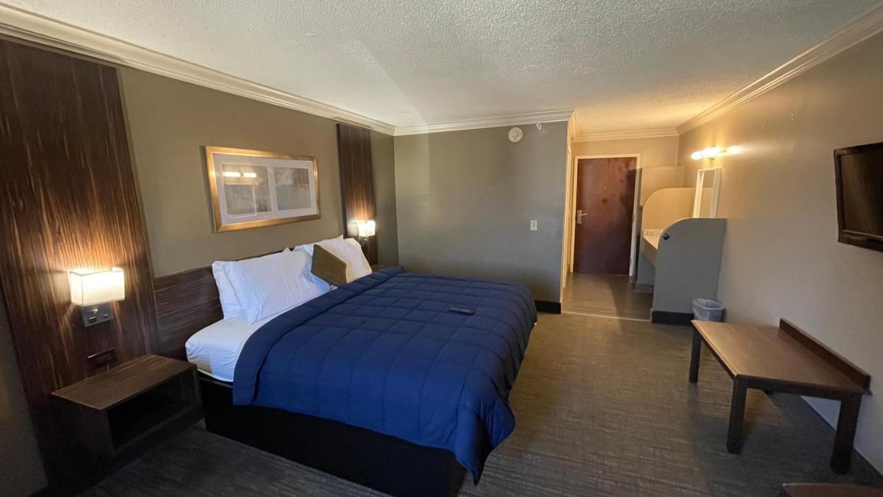 The Lincoln Hotel Philadelphia Trevose Bagian luar foto