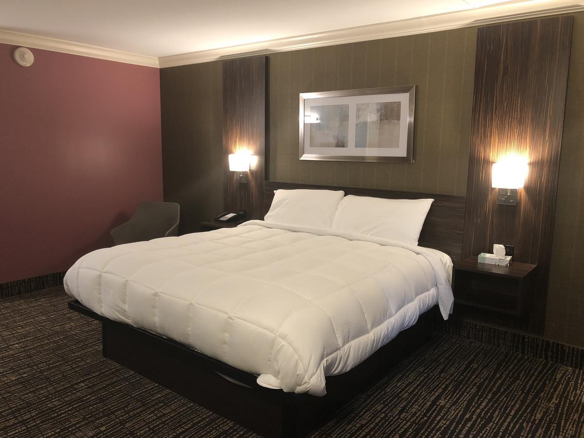 The Lincoln Hotel Philadelphia Trevose Bagian luar foto