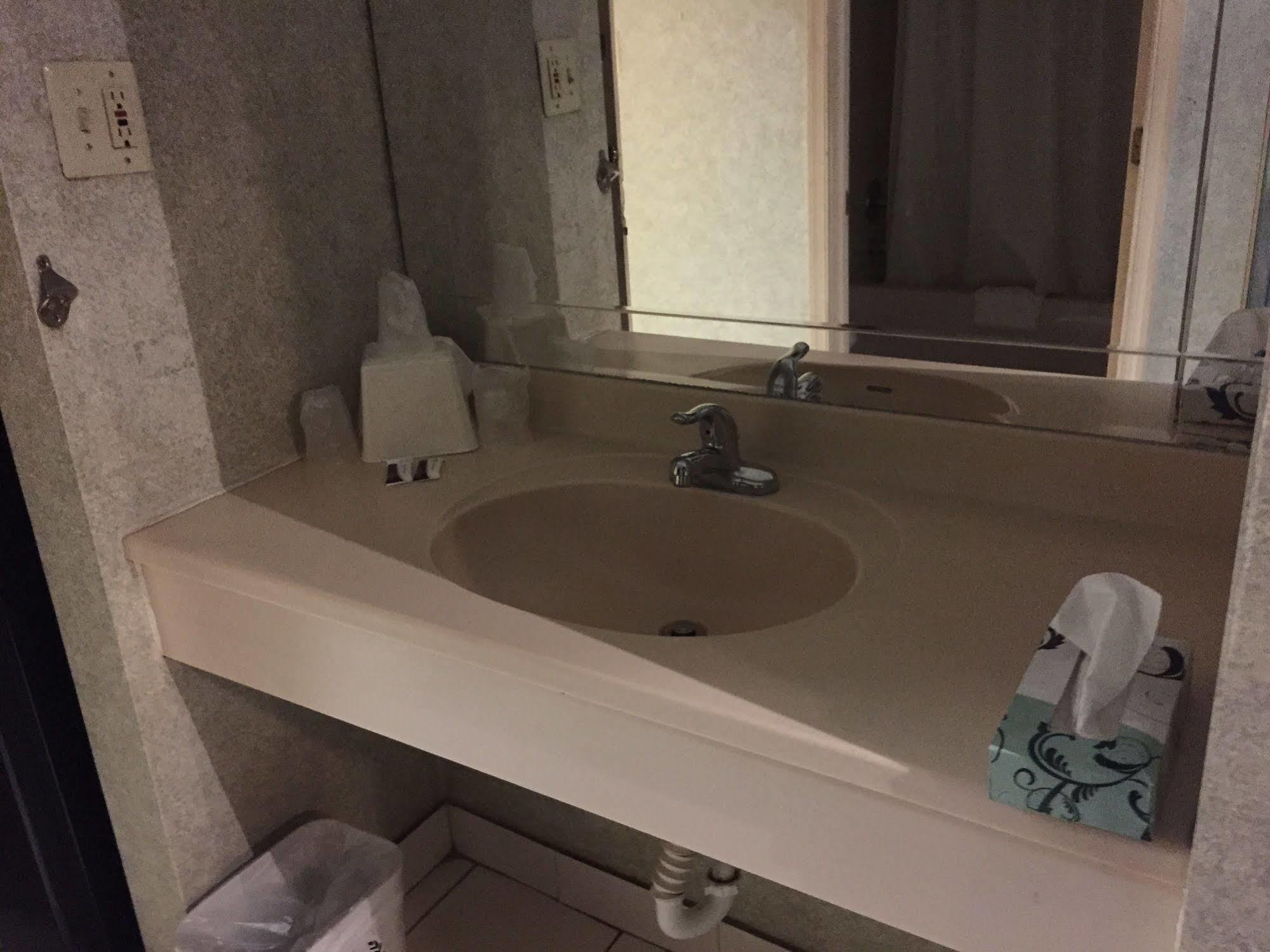 The Lincoln Hotel Philadelphia Trevose Bagian luar foto